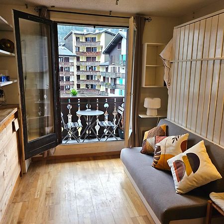 Cozy Chamonix Ski Studio With Mountain Views Екстер'єр фото