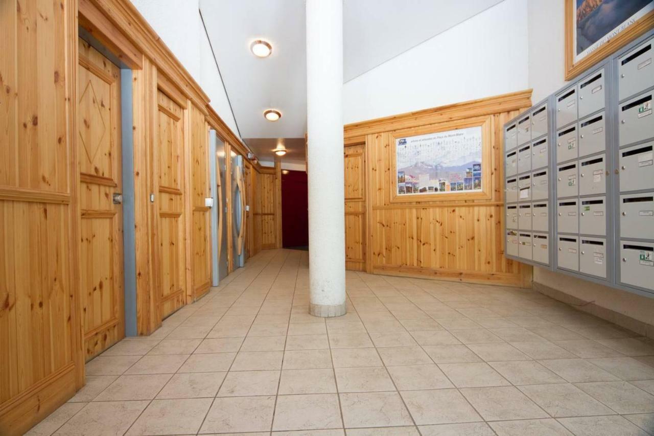 Cozy Chamonix Ski Studio With Mountain Views Екстер'єр фото